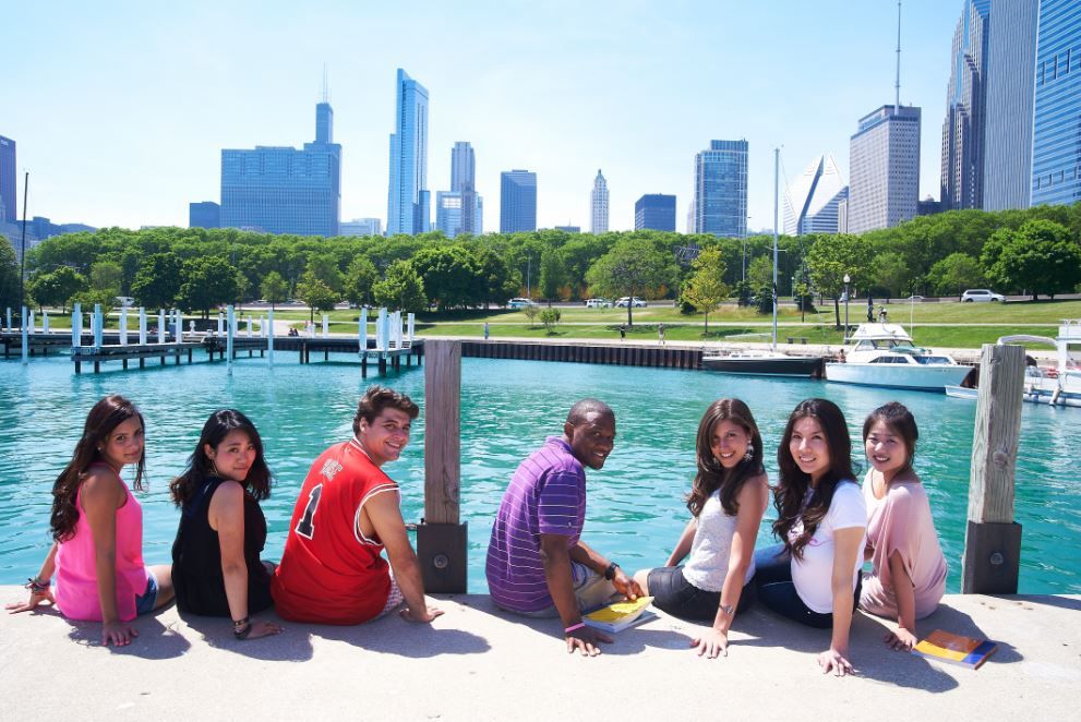 Sprachschule Chicago, Kaplan International USA, Aktivitäten Hafen