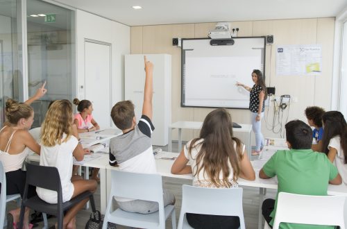 Schülersprachreise Malta Salina Bay Klassenzimmer