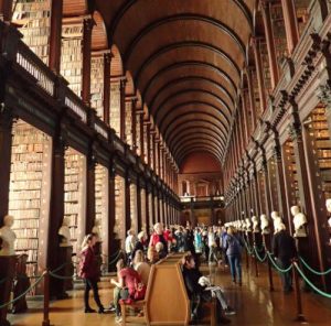 Sprachreise Dublin Bibliothek